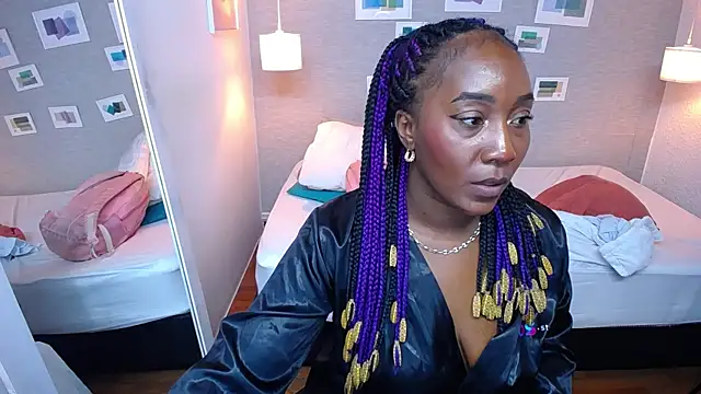 Snapshot of kiara_evanss chatting on 01.17.25 kiara evanss online show from 01.17.25