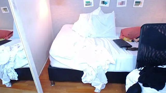 Snapshot of kiara_evanss chatting on 02.08.25 kiara evanss online show from 02.08.25