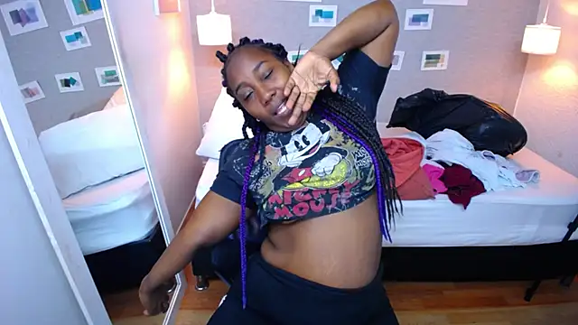 Snapshot of kiara_evanss chatting on 03.14.25 kiara evanss online show from 03.14.25