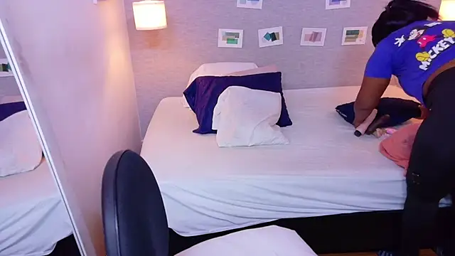 kiara evanss online show from 04.25.26