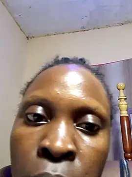 Snapshot of pretty_amaal chatting on 12.02.24 pretty amaal online show from 12.02.24