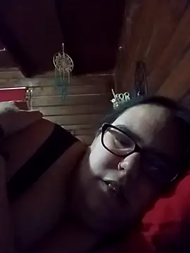 Snapshot of gatitabuena-90 chatting on 02.19.26 gatitabuena-90 online show from 02.19.26