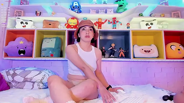 LIAH IZUMI online show from 01.26.25