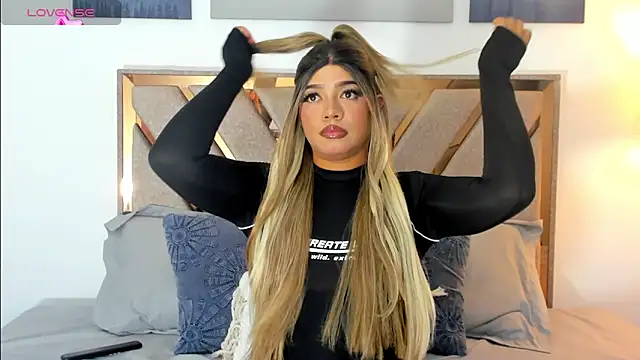 Snapshot of Hanz_sex chatting on 03.19.25 Hanz sex online show from 03.19.25