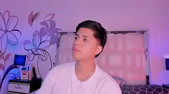 Niicky1  online show from 01.15.25