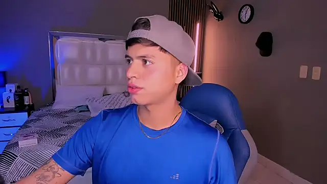 Niicky1  online show from 03.10.25