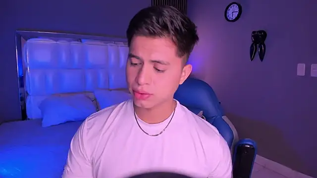 Niicky1  online show from 09.09.25