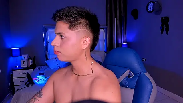 Niicky1  online show from 09.24.25