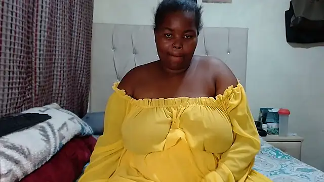 ChubbyDollxx online show from 12.13.24