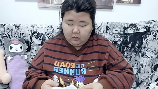 Snapshot of Nadine_asian chatting on 12.13.24 Nadine asian online show from 12.13.24