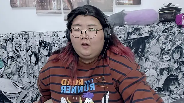 Snapshot of Nadine_asian chatting on 01.07.25 Nadine asian online show from 01.07.25