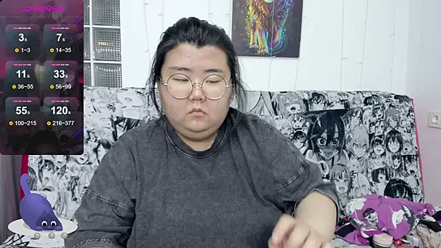 Snapshot of Nadine_asian chatting on 09.14.25 Nadine asian online show from 09.14.25