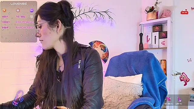 Rapunzeell  online show from 09.10.25