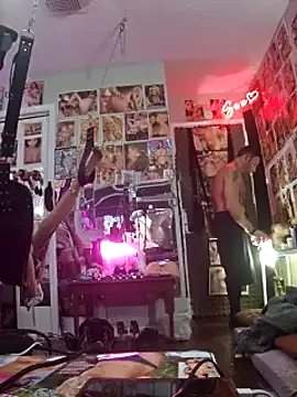 Snapshot of luvs2cumm69 chatting on 03.22.25 luvs2cumm69 online show from 03.22.25