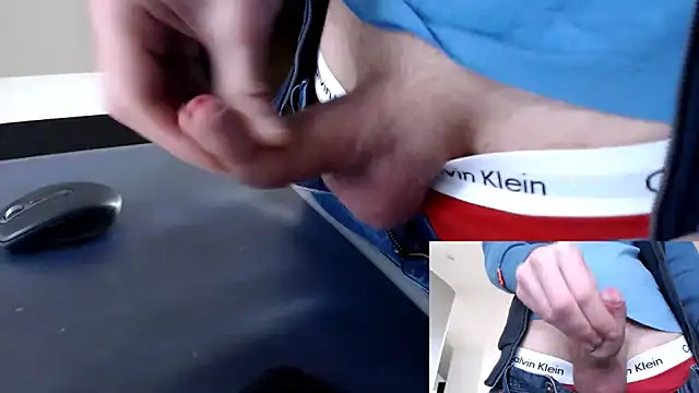 Snapshot of sperma_tributes chatting on 12.10.24 sperma tributes online show from 12.10.24