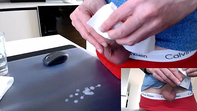 Snapshot of sperma_tributes chatting on 01.17.25 sperma tributes online show from 01.17.25