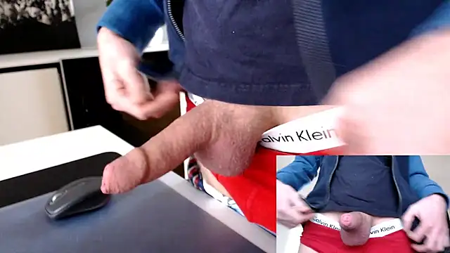 Snapshot of sperma_tributes chatting on 02.11.25 sperma tributes online show from 02.11.25