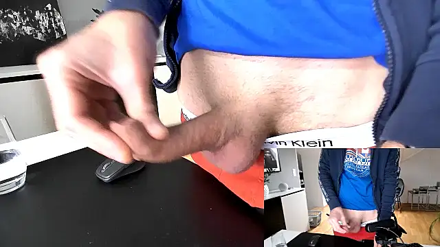 Snapshot of sperma_tributes chatting on 10.08.25 sperma tributes online show from 10.08.25