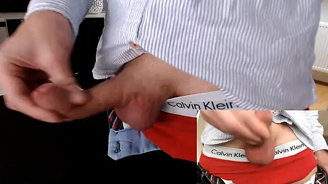 Snapshot of sperma_tributes chatting on 11.14.25 sperma tributes online show from 11.14.25