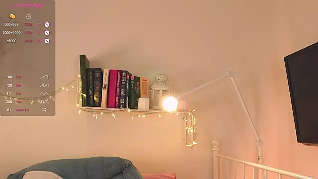 Snapshot of NeonShine chatting on 12.05.24 NeonShine online show from 12.05.24