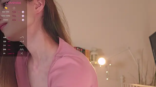 Snapshot of NeonShine chatting on 01.10.25 NeonShine online show from 01.10.25