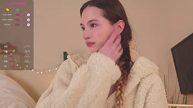 Snapshot of NeonShine chatting on 01.16.25 NeonShine online show from 01.16.25