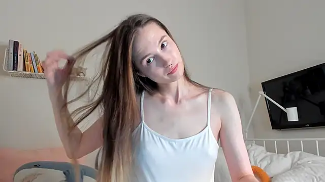 Snapshot of NeonShine chatting on 02.20.25 NeonShine online show from 02.20.25