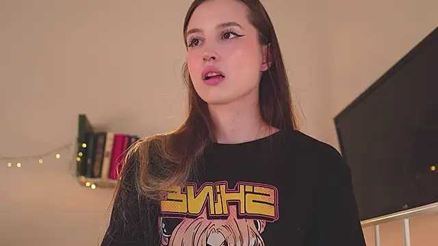 Snapshot of NeonShine chatting on 02.21.25 NeonShine online show from 02.21.25