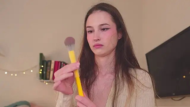 Snapshot of NeonShine chatting on 03.13.25 NeonShine online show from 03.13.25