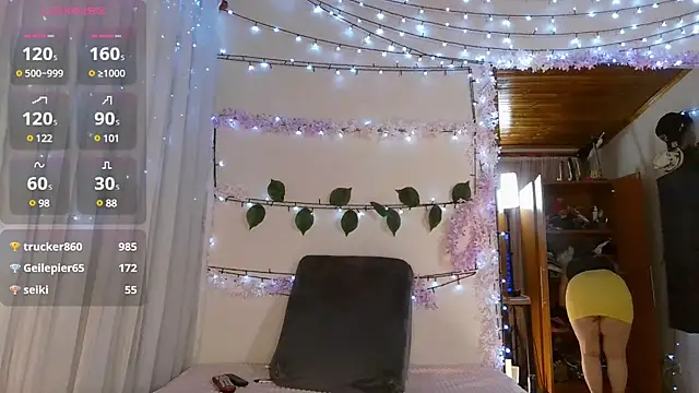 Snapshot of Sahory__ chatting on 02.18.25 Sahory online show from 02.18.25