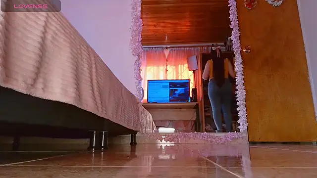 Snapshot of Sahory__ chatting on 03.21.25 Sahory online show from 03.21.25