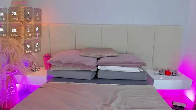 sofia pamela online show from 12.02.25