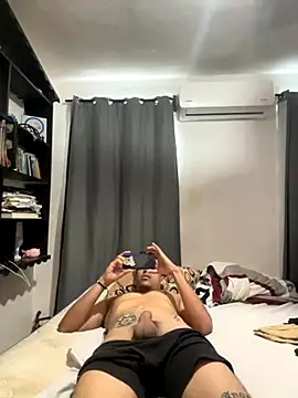 Magicerosxx69 online show from 10.07.25