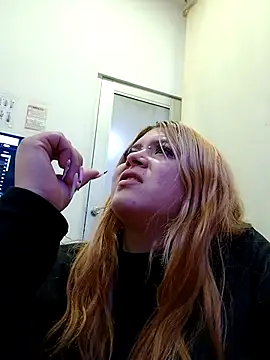 sara winehouse1 online show from 12.09.24