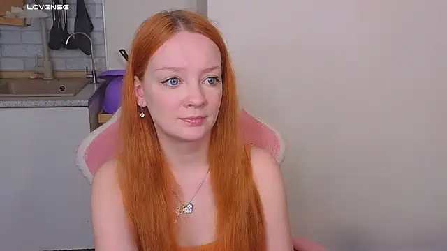 Snapshot of Radiants_two chatting on 05.21.26 Radiants two online show from 05.21.26