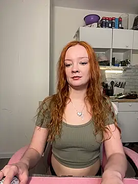 Snapshot of Radiants_two chatting on 06.14.26 Radiants two online show from 06.14.26