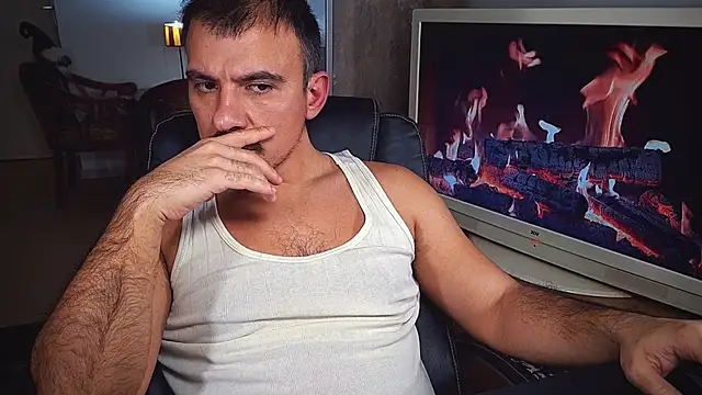 Snapshot of officeman7 chatting on 12.20.24 officeman7 online show from 12.20.24