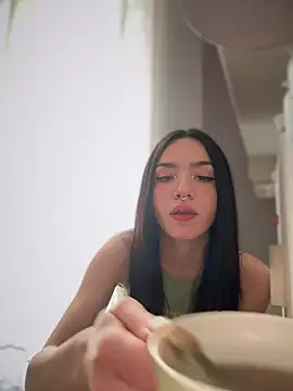 ShannonShanny online show from 03.18.25