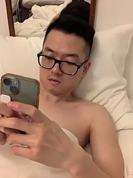 wangjian2324 online show from 11.23.25