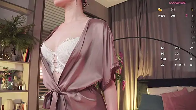 Snapshot of askaudrey_ chatting on 01.16.25 askaudrey online show from 01.16.25