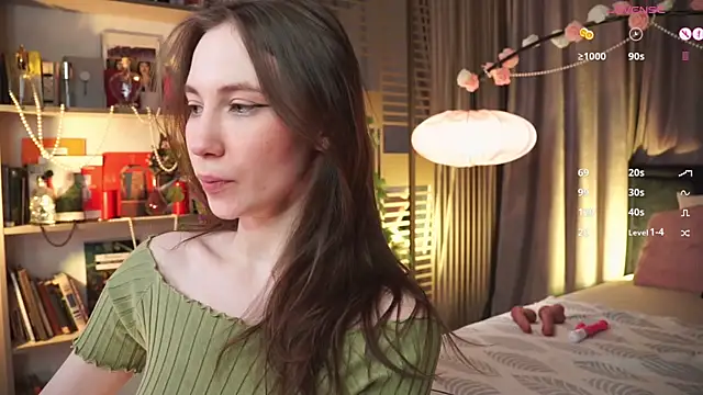 Snapshot of askaudrey_ chatting on 02.16.25 askaudrey online show from 02.16.25