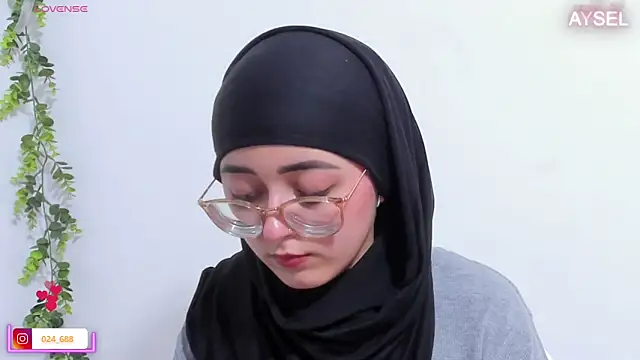 Snapshot of aysel_elid chatting on 01.23.25 aysel elid online show from 01.23.25