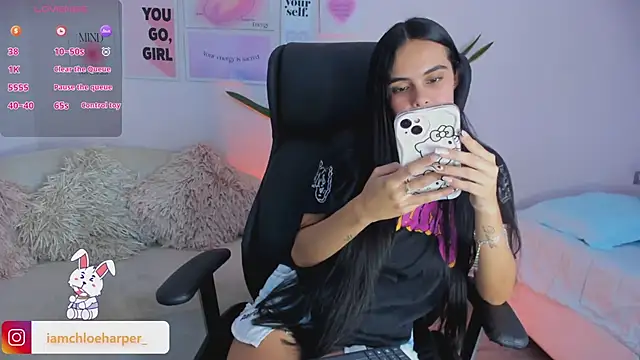 ChloeHarper  online show from 01.24.25