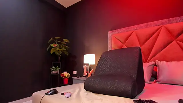 mia milff online show from 09.10.25