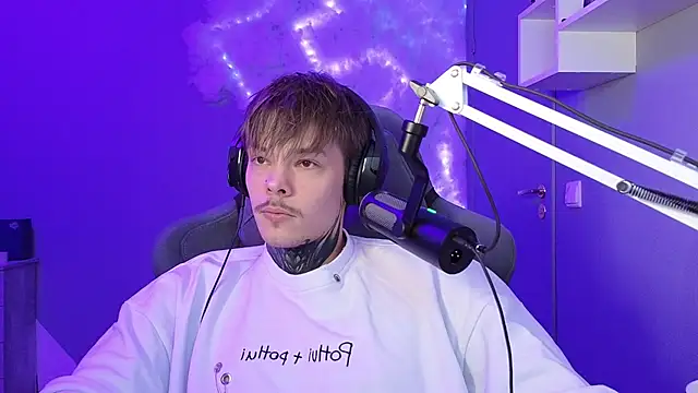 DENIS HERE online show from 01.15.25