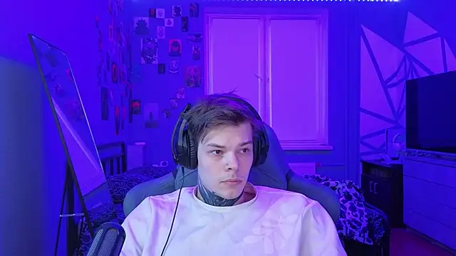 DENIS HERE online show from 03.11.25