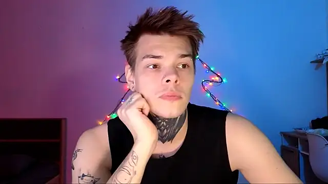 DENIS HERE online show from 12.03.25