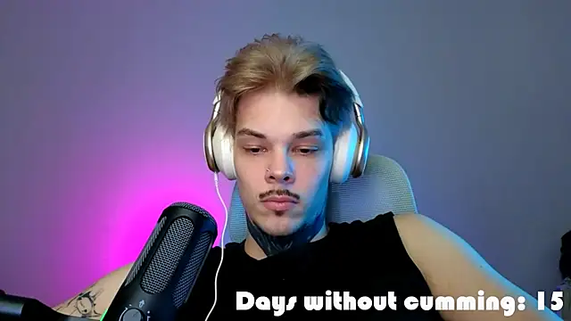 DENIS HERE online show from 04.18.26