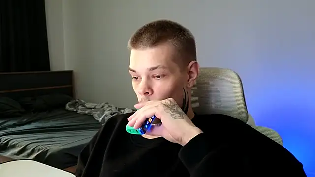 DENIS HERE online show from 05.27.26