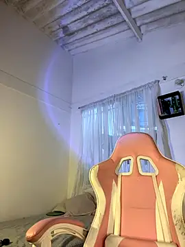 violet-333 online show from 10.03.25